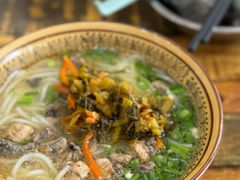 -正宗李家土鸡米线店