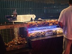 -雍容荟帝王蟹活龙虾展台自助(IFS黑金店)