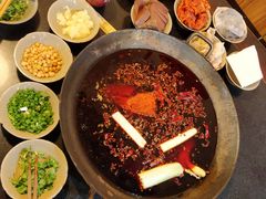 -星鸿社重庆老火锅(燃灯寺分店)
