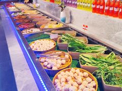 -爱有声毛肚串串火锅自助(龙之梦大都汇店)