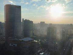 -上海龙之梦万丽酒店