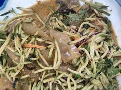 -一口猪海鲜浑锅·东北家常菜