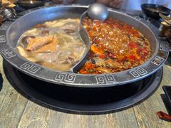 -销魂美蛙鱼头火锅(上海首店)