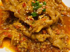 蒜香鸡脚-浩海火烧云傣家菜(京广店)
