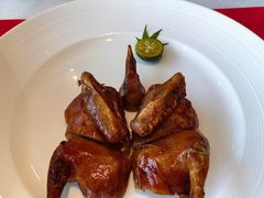 玻璃脆皮乳鸽-馋遇江南·精致湖景雅宴(东方之门店)