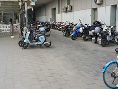-朱辛庄(地铁站)