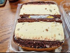 朗姆味冰淇淋蛋糕-老鼎丰(靖宇街总店)