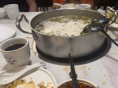 -德林酸菜鱼火锅(南丹店)