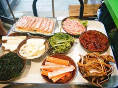 -周幺妹重庆老火锅(银泰城总店)