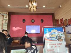 -泉城欧乐堡戏水湾艺术养生温泉