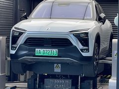 -蔚来中心(北京中关村店)