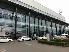 -天津波士信达奔驰4S店(卫津南路店)