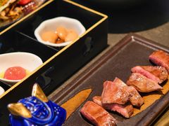 -铭牛烧肉·和牛海鲜自助(高新月牙湖店)