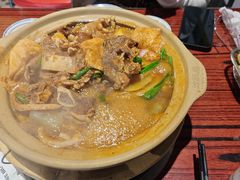 -沙胆彪炭炉牛杂煲(上海日月光广场店)