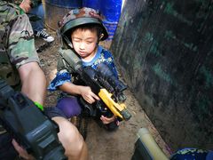 -亲兄弟真人CS团建拓展基地