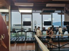 -奇迹健身金茂汇店