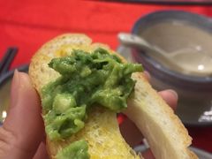 法棍牛油果-禧和源养生素食茶馆