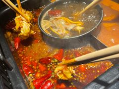 -老牌坊云南鱼豆花火锅(哈西万达店)