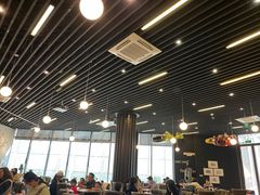 -汽车博物馆主题餐厅