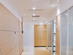 -瑞尔齿科(上海长风大悦城店)