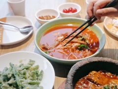 -嫩芽 ·地道重庆菜(十八梯露台夜景店)