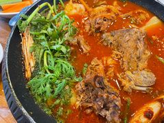 -喇喇排骨火锅·传统韩式脊骨汤(望京西园总店)