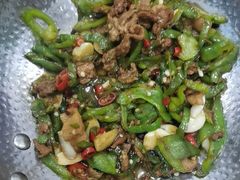 生炒黄牛肉-湖南人家湘菜馆(镇江路店)