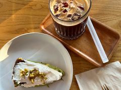 -In Cafe隐食研室