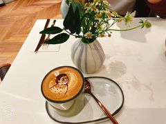 -潮一不贰·法式甜品·生日蛋糕·西式简餐(外滩店)