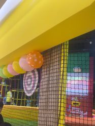 -蹦蹦跳跳(新奥购物中心店)