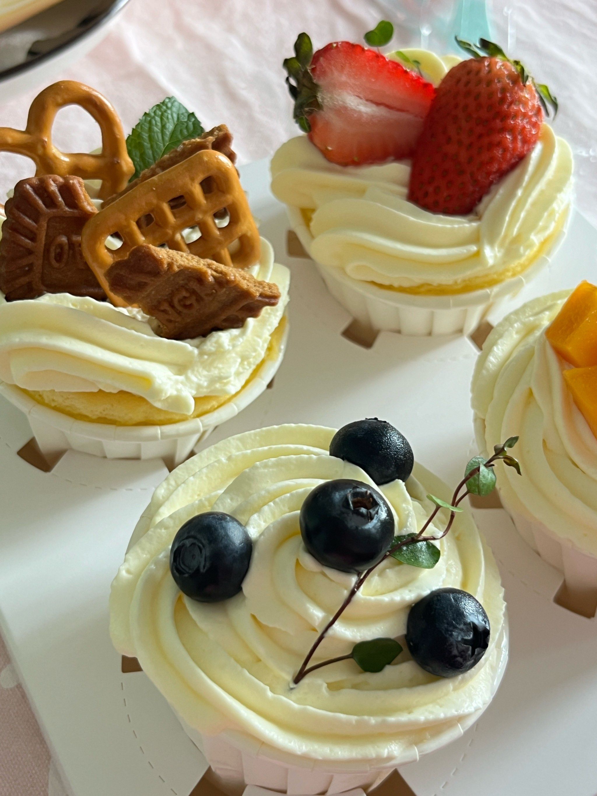 甜蜜满溢的纸杯小蛋糕🧁