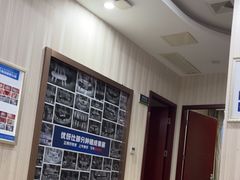 -优伢仕口腔(汽车西站店)