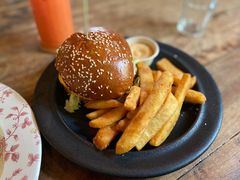 Grounds&nbsp;Burger-The Grounds of Alexandria