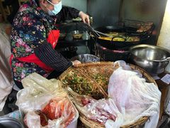 -半月镰胡姐脆皮萝卜饺子