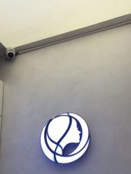 -卡尔诗·科技美肤连锁