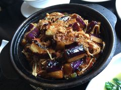 -河畔春天时尚餐厅