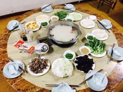 羊脑滋补汤锅-香木香羊西夏特色烤全羊(沈阳世博园店)