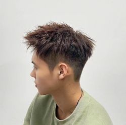 -海文先生国潮烫染男士理发馆