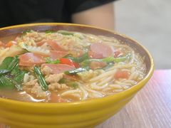 云南小锅三鲜米线-滇泉云南特色小吃(虎泉店)
