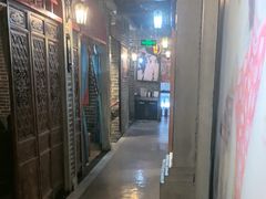 -东口码头·烧鸽子·鱼头泡饼·地方菜(金鹰悦城店)
