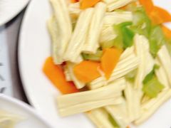 芹菜拌腐竹-新川面馆(新街口起源店)
