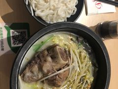 大鼓招牌大骨米线-大鼓米线(杭州国大城市广场店)