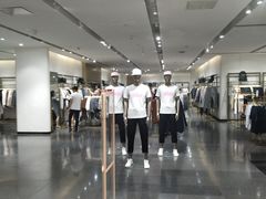 -URBAN REVIVO(济南世茂广场店)