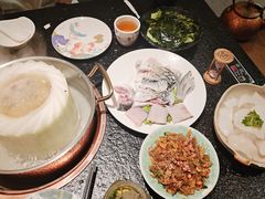 -得意咚瓜·顺德鱼生·冬瓜火锅(深圳首店)