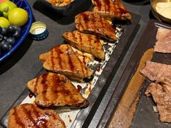 -铭牛烧肉·和牛海鲜自助(高新月牙湖店)