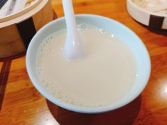 现磨豆浆-食膳公园包子铺(烈士公园店)