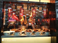 自助取餐区-陈鹏鹏潮汕菜(宝安机场T3航站楼店)