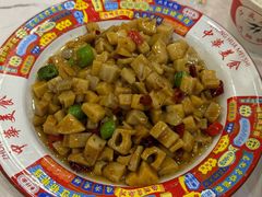 -江城燕子大排档(江汉路步行街店)