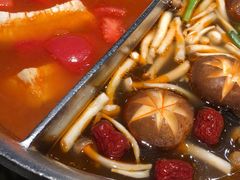 -湊湊火锅·茶憩(新中关购物中心店)