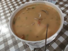 -新大咀港式茶餐厅(宝山万达店)